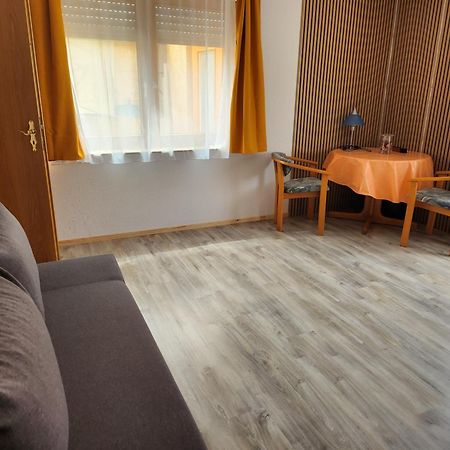 Schellis Gaestezimmer Enzklösterle Buitenkant foto